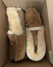 Women’s Moccasins