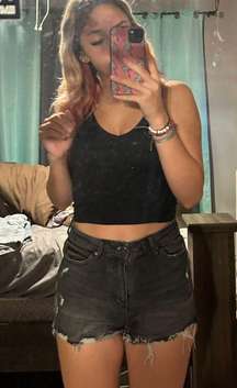 black jean shorts 