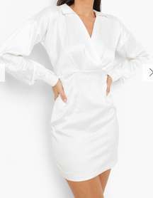 White CollarEd Long-Sleeve Dress