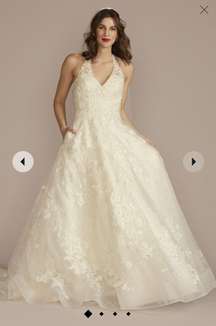 Ivory V-neck halter beaded lace ball gown wedding dress