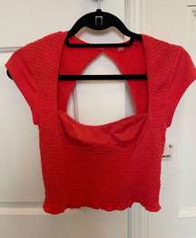 NEW  STRIKE A POSE CROP TOP SIZE M!