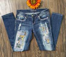 Patchwork Design Jeans | 27 |