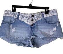 Denim Cut Off Lace Accent Shorts By Elements Size 30