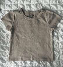 john galt (brandy melville) hailie top!