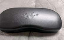 Ray Ban glasses case in great condition