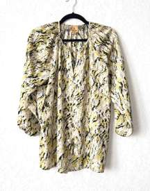 Abstract Animal Print Blouse Size Medium