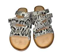 NWOT Coconuts by Matisse Ladylike Snakeskin Sandal