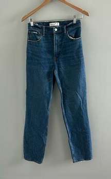 Abercrombie The 90’s Straight Ultra High Rise Jeans