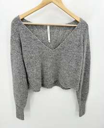 The Group by Babaton Aritzia Sweater Women 2XS Grey V-Neck Long Sleeve Cropped