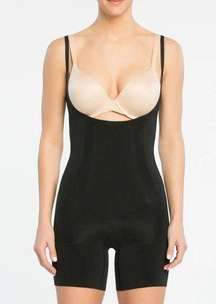 Spanx Oncore Sculpting Open Bust Mid-Thigh Bodysuit Black