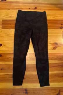 Lux Leggings Size Large Like New