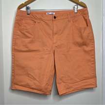 Riders by Lee Mid Rise Bermuda Length Denim Jean Shorts Women’s Size 18 M Peach