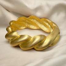 Vintage Twisted Brushed Gold Tone Hinged Bangle Bracelet 8.5”