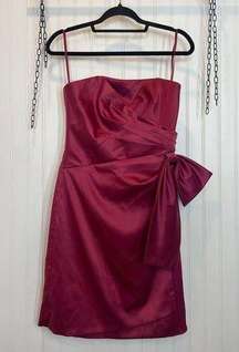 White House Black Market Burgundy Satin Bow Side Mini Strapless Dress Size 4