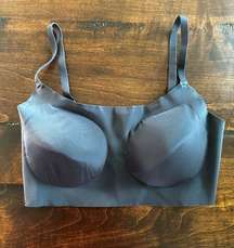 Maidenform wire free bra with removable padded cups adjustable straps black