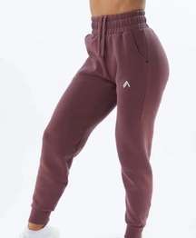 ALPHALETE WOMEN'S ELMTS RELAXED CUFFED JOGGER - Mauve ,size Small