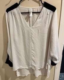 Pure Energy White & Black V-Neck Roll Tab Long Sleeve Blouse sz 1X