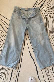 Hi Rise Wide Leg Cropped Jeans Size 29