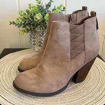 Mix No. 6 Vince Ankle Boots Booties Tan Chunky heel sz 7.5