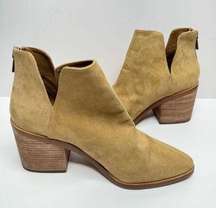 BP Boots Womens Size 9.5 Taupe Block Heel Cut Out Western Ankle Zip Booties