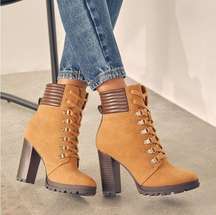 Shoedazzle Women’s Shandee Lace Up Bootie in Tan size 9