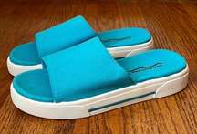 Comfortview NWOT Turquoise Extra Wide Slide Sandals 7WW