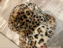 NWT Leapord Fashion Bug Bucket Faux Fur Hat