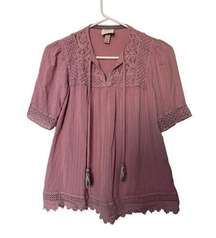 Women's Knox Rose Blush Rose Crochet Tie Neck Blouse S/S Size X-Small EUC #1118