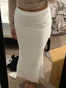 White maxi skirt