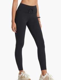 Vuori Black Daily Legging with Drawcord Waistband