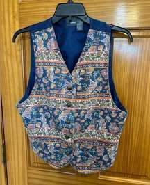 Liz wear petite vest