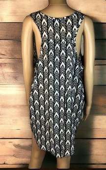 Mileage Geometric Sleeveless Slit Back Flowing Hi Low Tunic Blouse Women’s 2X