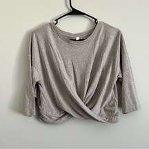 FP Movement by Free People Grey Tan Twist Front Cropped Athletic Shirt Small