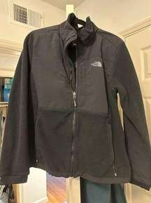 North Face Women’s Denali Jacket