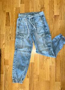 American Eagle Outfitters Cargo Jeans