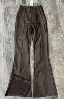 Abercrombie & Fitch A&F Split-Hem Vegan Leather Slim Flare Pant Brown XXS