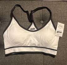 Avia Women’s Low Support Seamless Pullover Cami Sport Bra Black/White Medium NWT