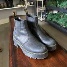 Doc Martens Platform