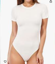 MANGOPOP Round Neck Short Sleeve Basic Bodysuit White Size M