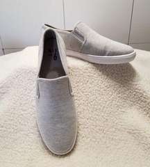 Mix No. 6  Gray Knit Fabric Fraycia Slip-On Sneaker, Casual Shoe Women's Size 10