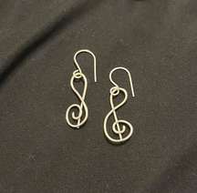 NWOT  Music Note Earrings