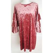 Kim & Cami • Pink Crushed Velvet Dress