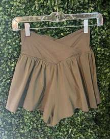 Aerie High Waisted Green Crossover Shorts Size Small