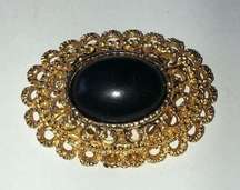 Vintage Park Lane Gold Filigree & Black Stone Oval Scarf Clip