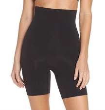 Spanx Black high waist short shapewear small