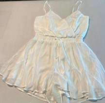 Row‎ A Womens Chiffon Light White Romper Sleeveless Size Large