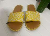 Pimbo Women’s Real Leather Slip on Sandals Yellow/White Size 5.5 NWT