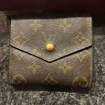 💕Louis Vuitton Vintage Elise Wallet, monogram💕
