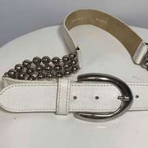 Vintage Vera Pelle Italian White Leather and Silver Ball Accent Belt