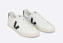 New in Box Veja Esplar Leather Extra White/Black Sneakers